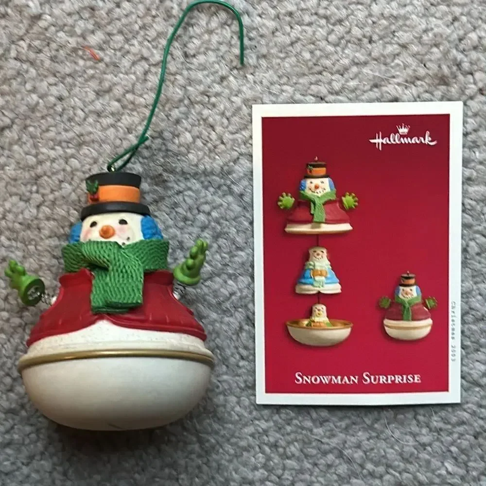 2003 Hallmark Keepsake Ornament “Snowflake Surprise”